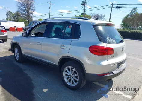 2015 Volkswagen Tiguan S z USA, uszkodzony, nr VIN WVGAV7AX0FW544218
